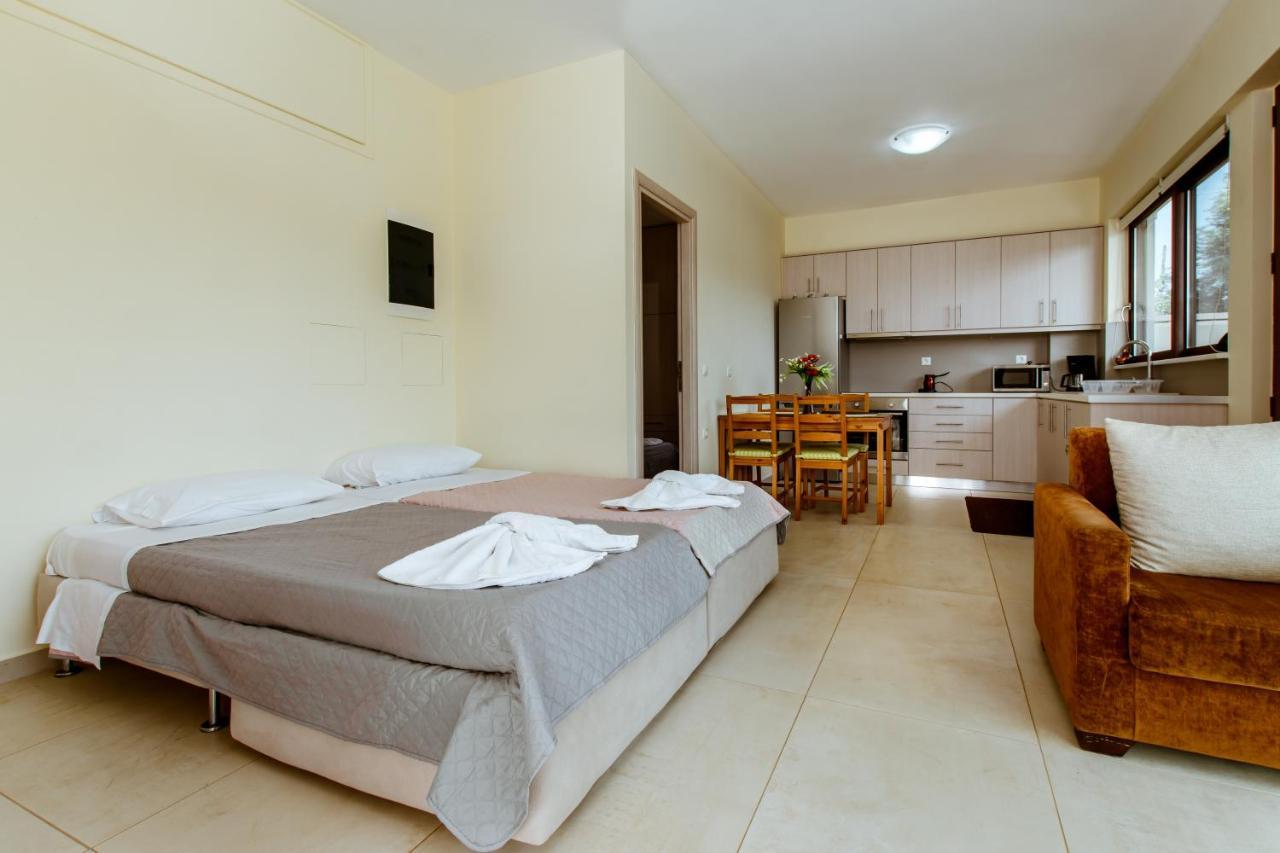Chania Oasis With Heated Pool Exterior photo